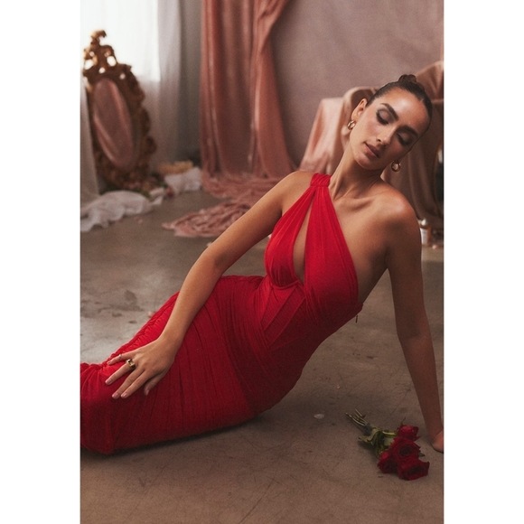 House of CBValentina Scarlet Asymmetric Cutout Midi Dress Red Size XS - threedaughtersproperties.com House of CBValentina Scarlet Asymmetric Cutout Midi Dress Red Size XS - threedaughtersproperties.com